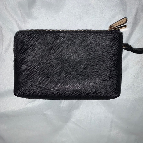 Michael Kors Wristlet / Wallet Black - Picture 4 of 4